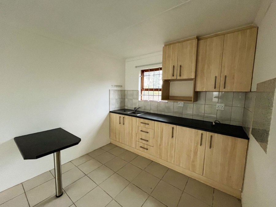 5 Bedroom Property for Sale in Vanes Estate Eastern Cape